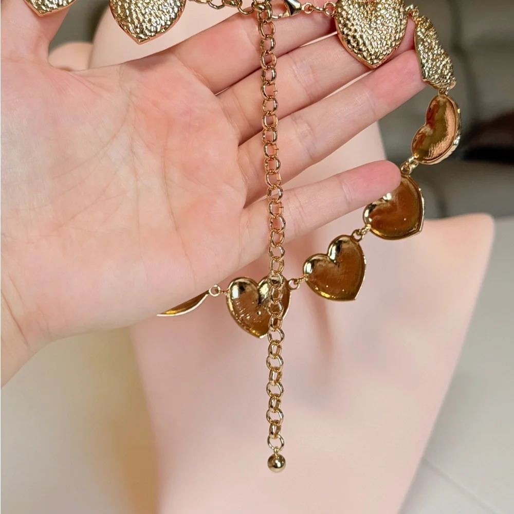 Luxury Gold Heart Link Necklace